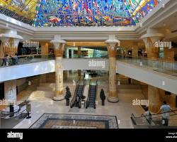 واجهة وافي مول دبي 2026