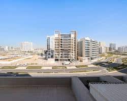 مباني سكنية حديثة في دبي لاند