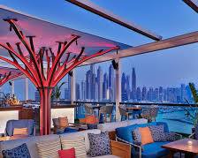 جلسات داخلية مريحة في مطاعم وافي مول دبي