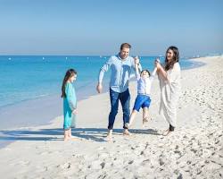 كايت بيتش دبي مناسب للعائلات مع أنشطة رياضية وأماكن مخصصة للأطفال